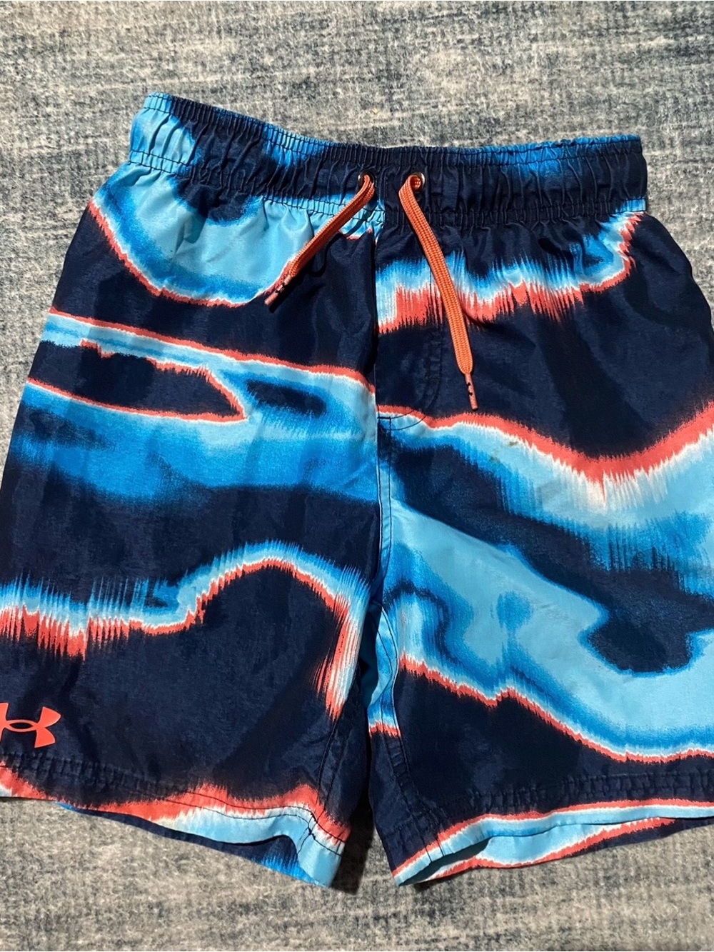 Under Armour boys blue swim trunks size small